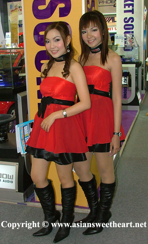 Auto accessory booth babes in red teddies