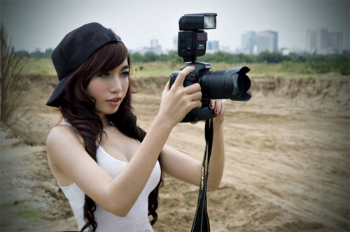 Elly Tran Ha aspiring photographer from Vietnam