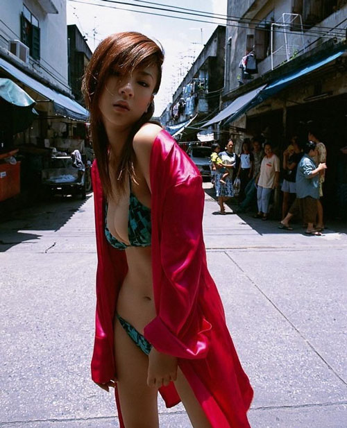 Thai bikini model